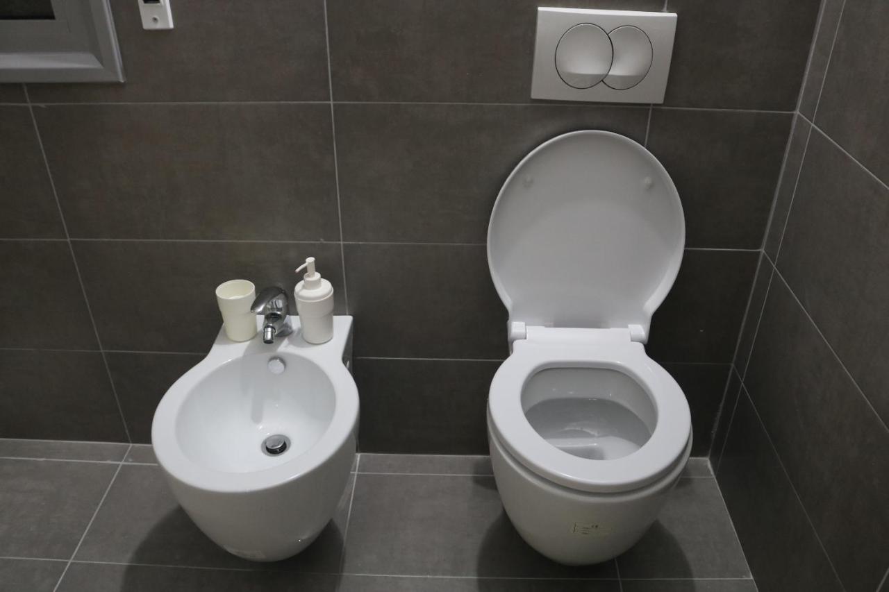 St Beach House Apartment Vlore Ngoại thất bức ảnh