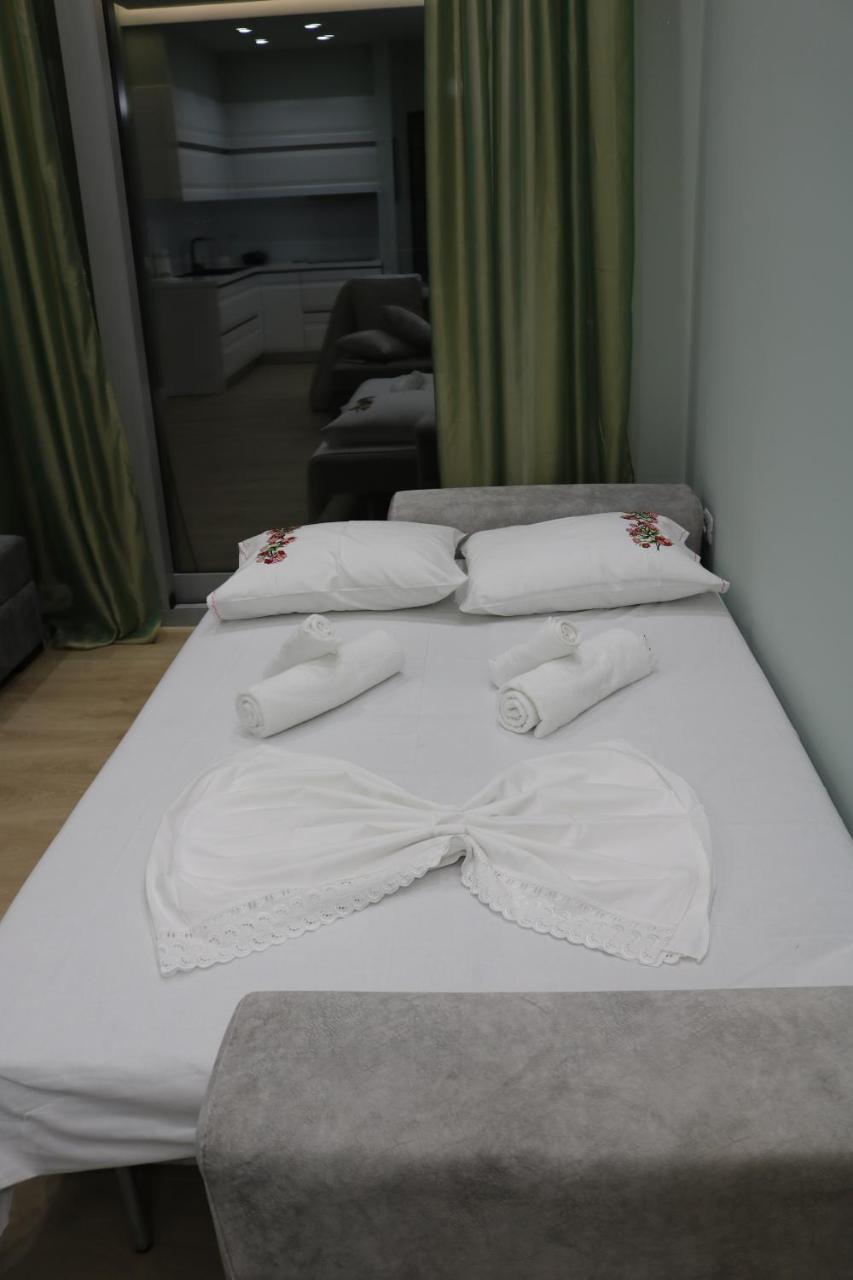 St Beach House Apartment Vlore Ngoại thất bức ảnh